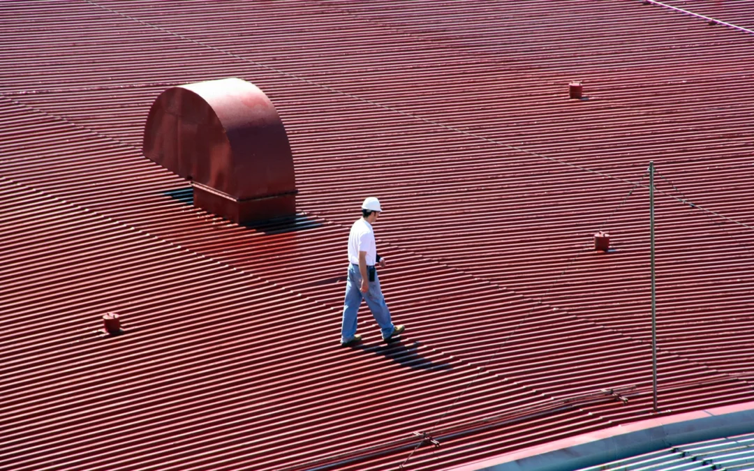 How to Select the Right Commercial Roofing Company in Akron, OH for Your Business